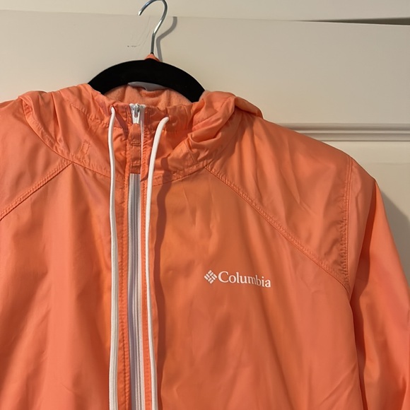 Columbia Women’s Medium Rain Jacket, Fleece, WaterProof - Picture 2 of 3